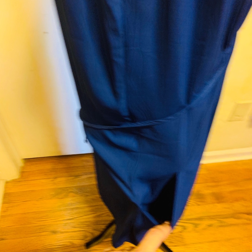 Dress - Picture 2 of 5